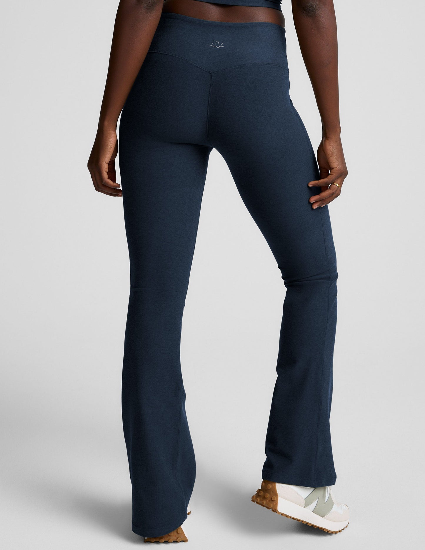 Beyond Yoga Mid-Rise Bootcut Spacedye Pants - Nocturnal Navy