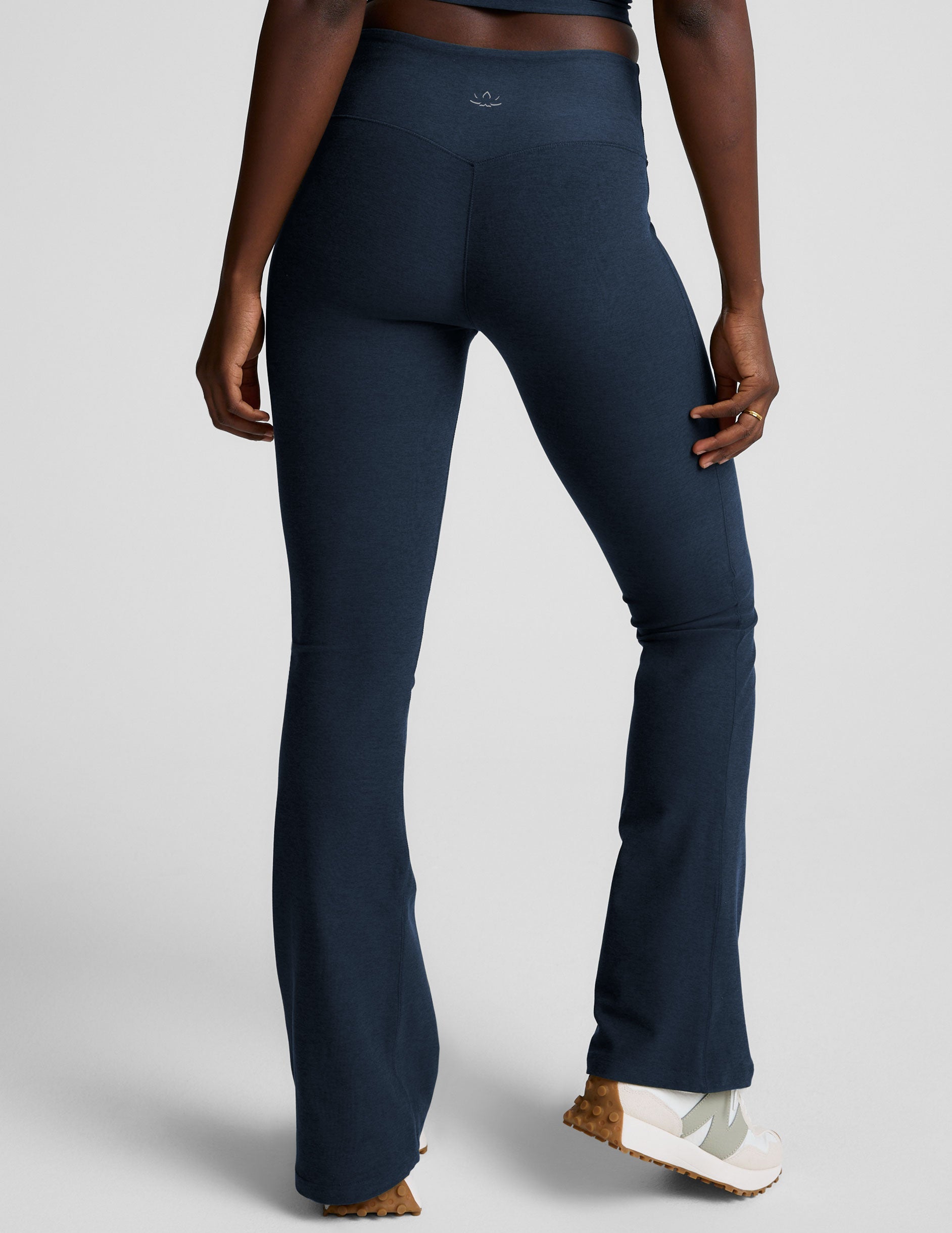 Beyond Yoga Mid-Rise Bootcut Spacedye Pants - Nocturnal Navy