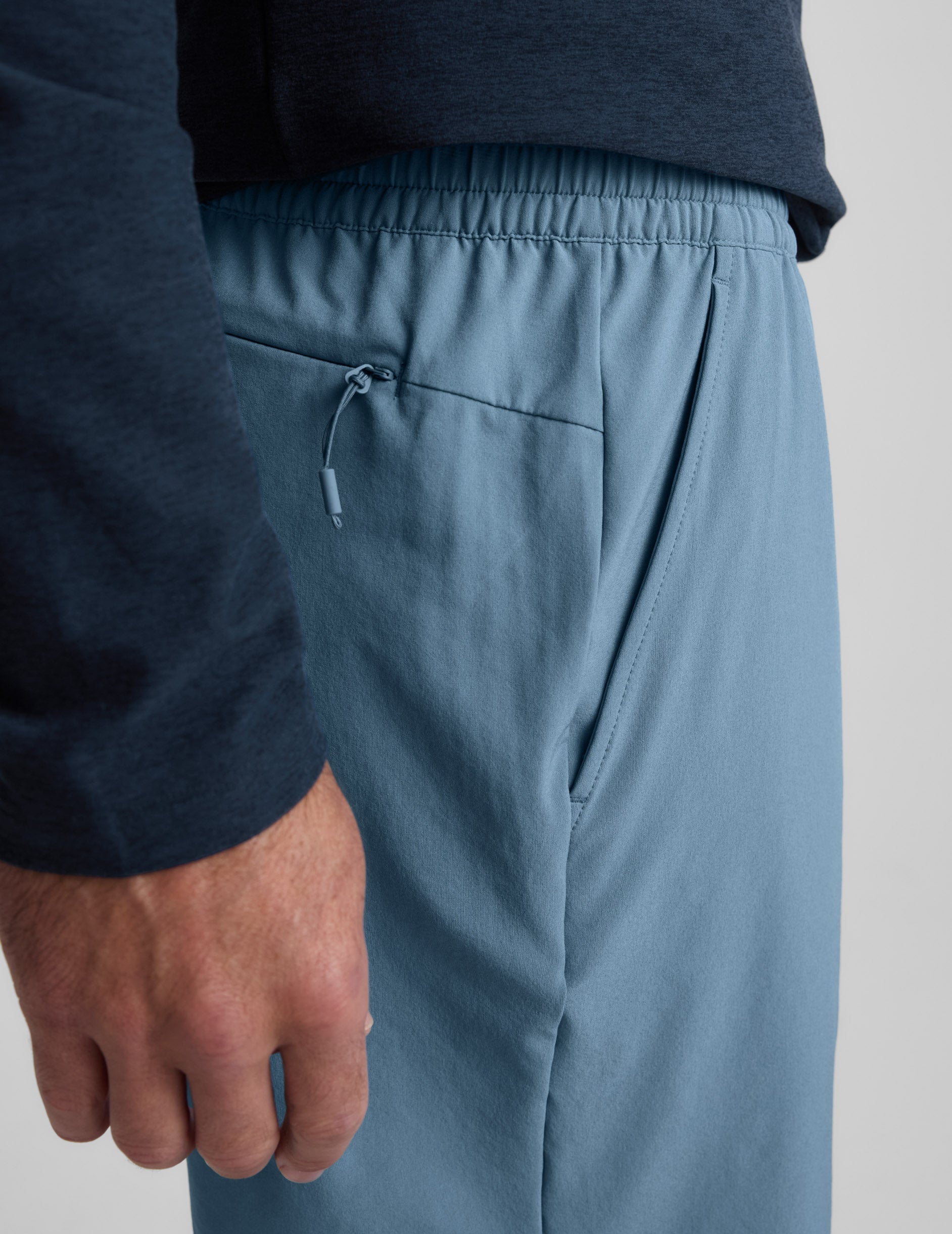 Beyond Yoga Men's 7" Pivotal 2.0 Shorts - Nocturnal Navy