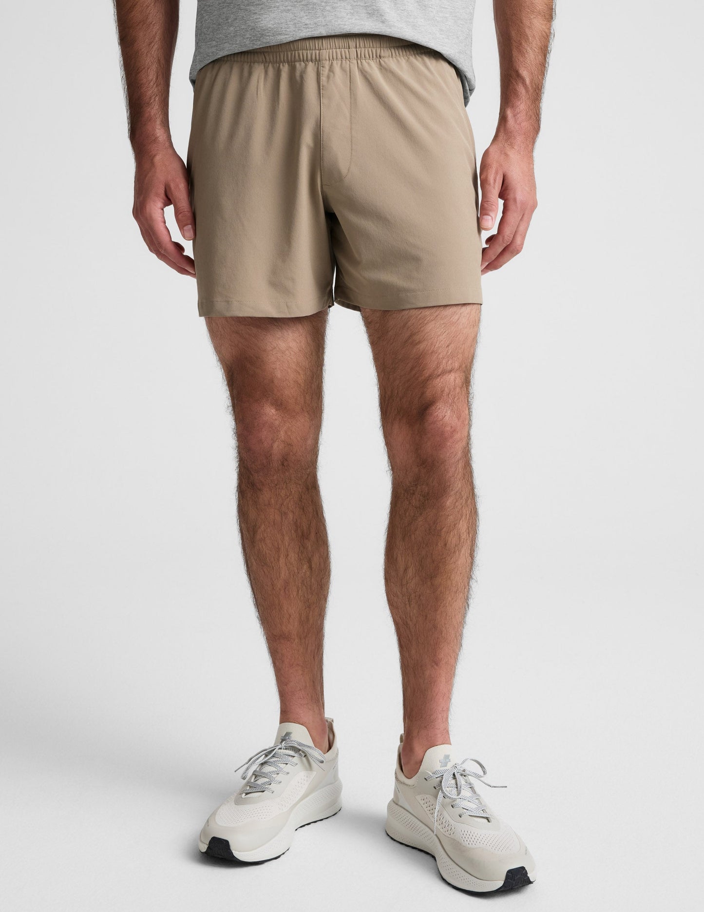 Beyond Yoga Men's 5-Inch Running Pivotal 2.0 Shorts - Mushroom