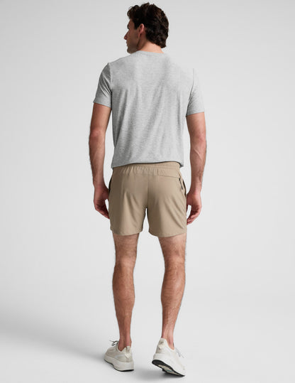 Beyond Yoga Men's 5-Inch Running Pivotal 2.0 Shorts - Mushroom