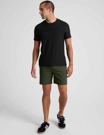 Beyond Yoga Men's 7-Inch Chino Essential Shorts - Forest Moss