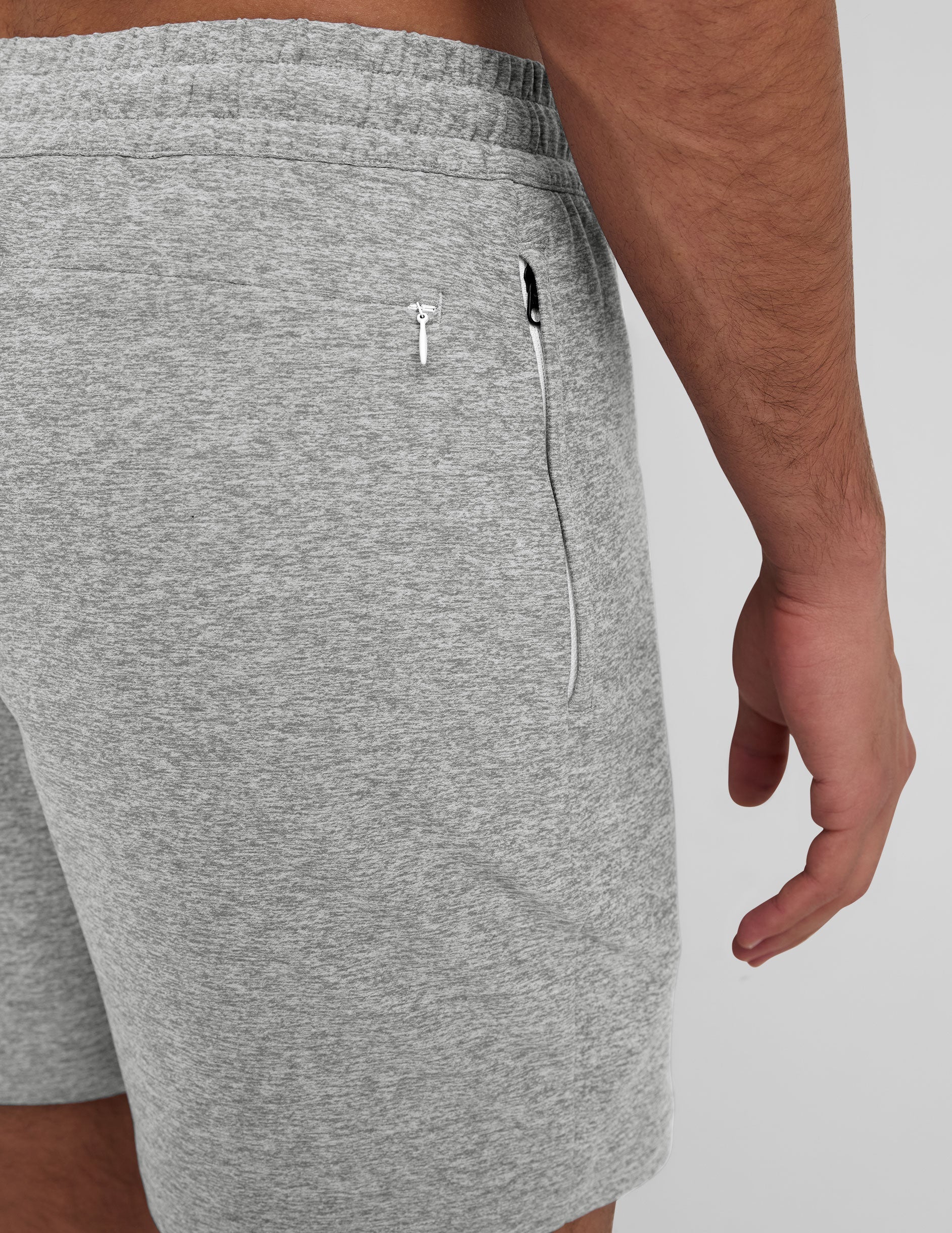 Beyond Yoga Men's Casual 7-Inch Spacedye Shorts - Silver Mist