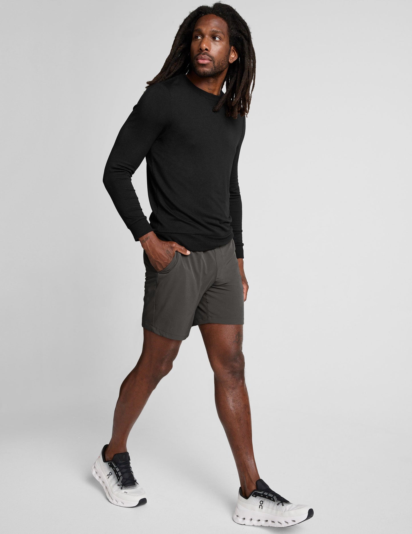 Beyond Yoga Men's Running 7 Inch Pivotal 2.0 Shorts - Graphite