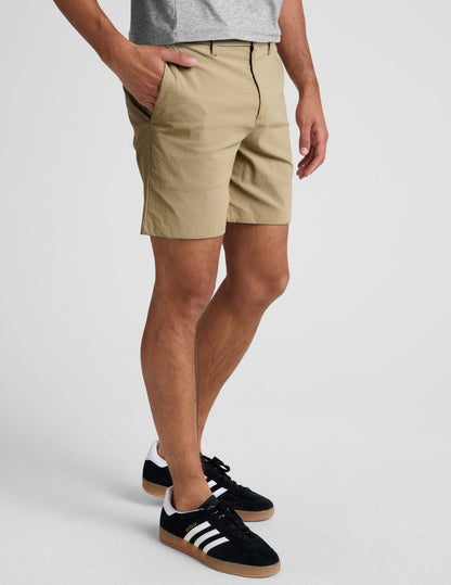 Beyond Yoga Men's 7-Inch Chino Essential Shorts - Tan
– Beyond Yoga