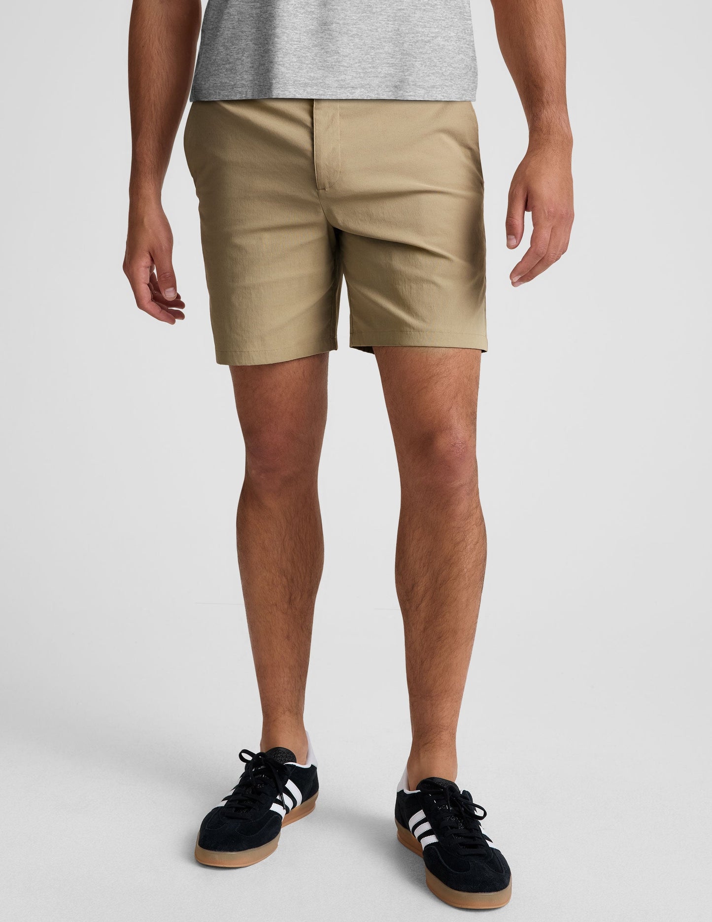 Beyond Yoga Men's 7-Inch Chino Essential Shorts - Tan
– Beyond Yoga