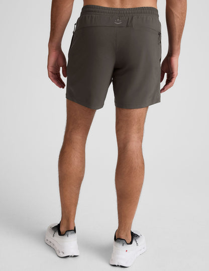 Beyond Yoga Men's Lined 7" Running Pivotal 2.0 Shorts - Graphite