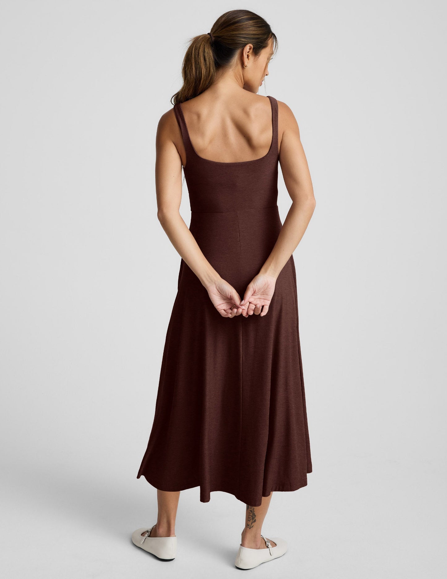 Beyond Yoga Featherweight At The Ready Square Neck Midi Dress