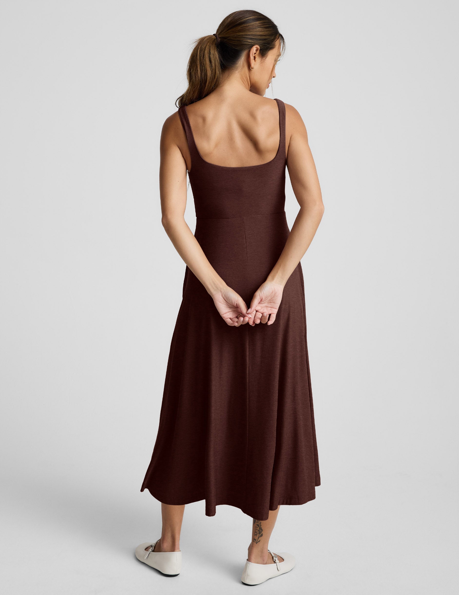 Beyond Yoga Featherweight At The Ready Square Neck Midi Dress