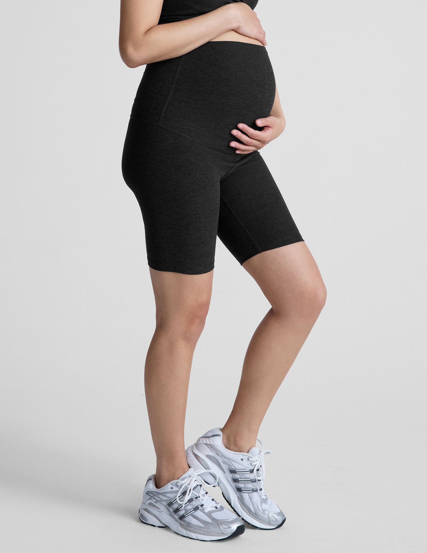 Beyond Yoga Women's Maternity Biker Spacedye Shorts - Darkest Night