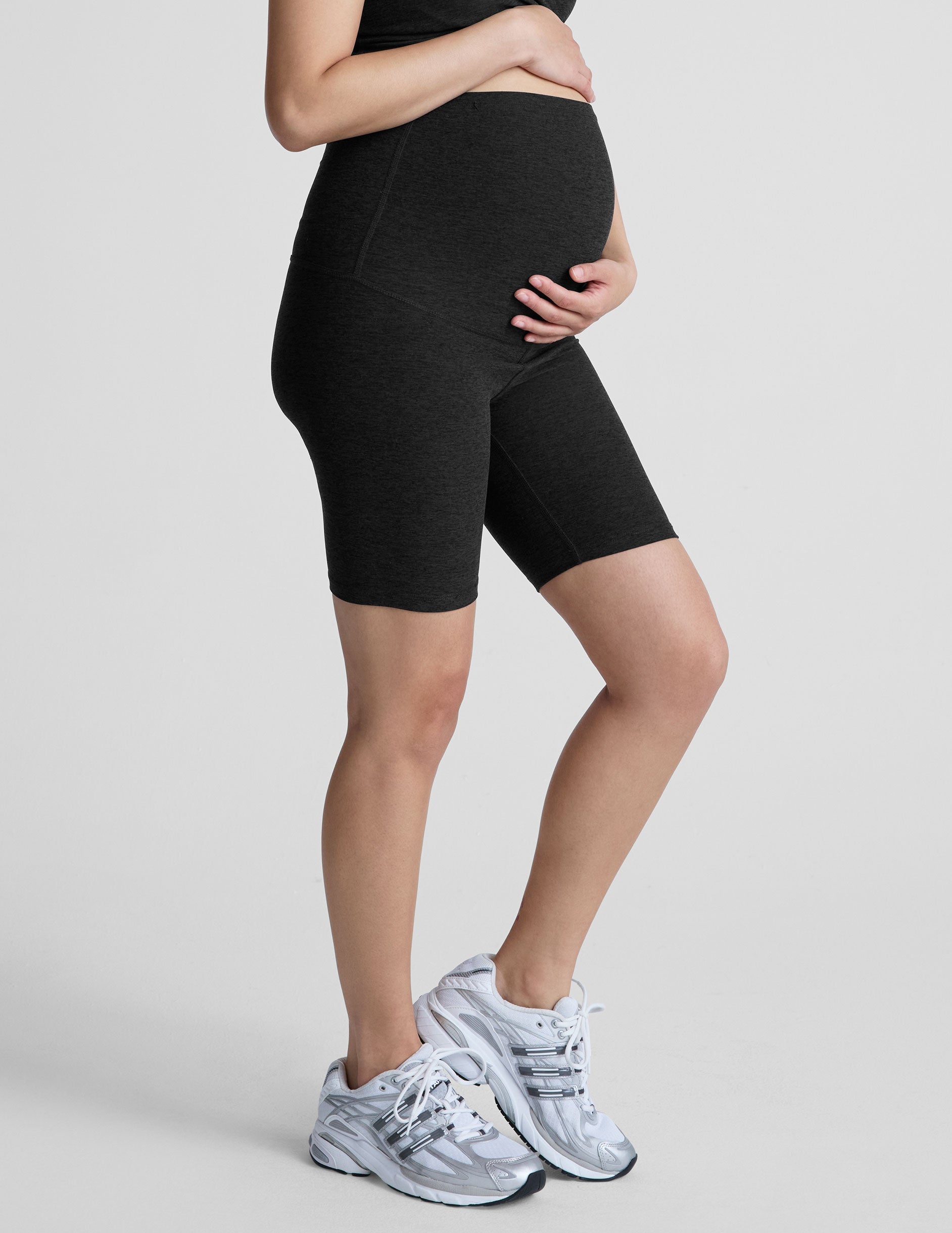 Beyond Yoga Women's Maternity Biker Spacedye Shorts - Darkest Night