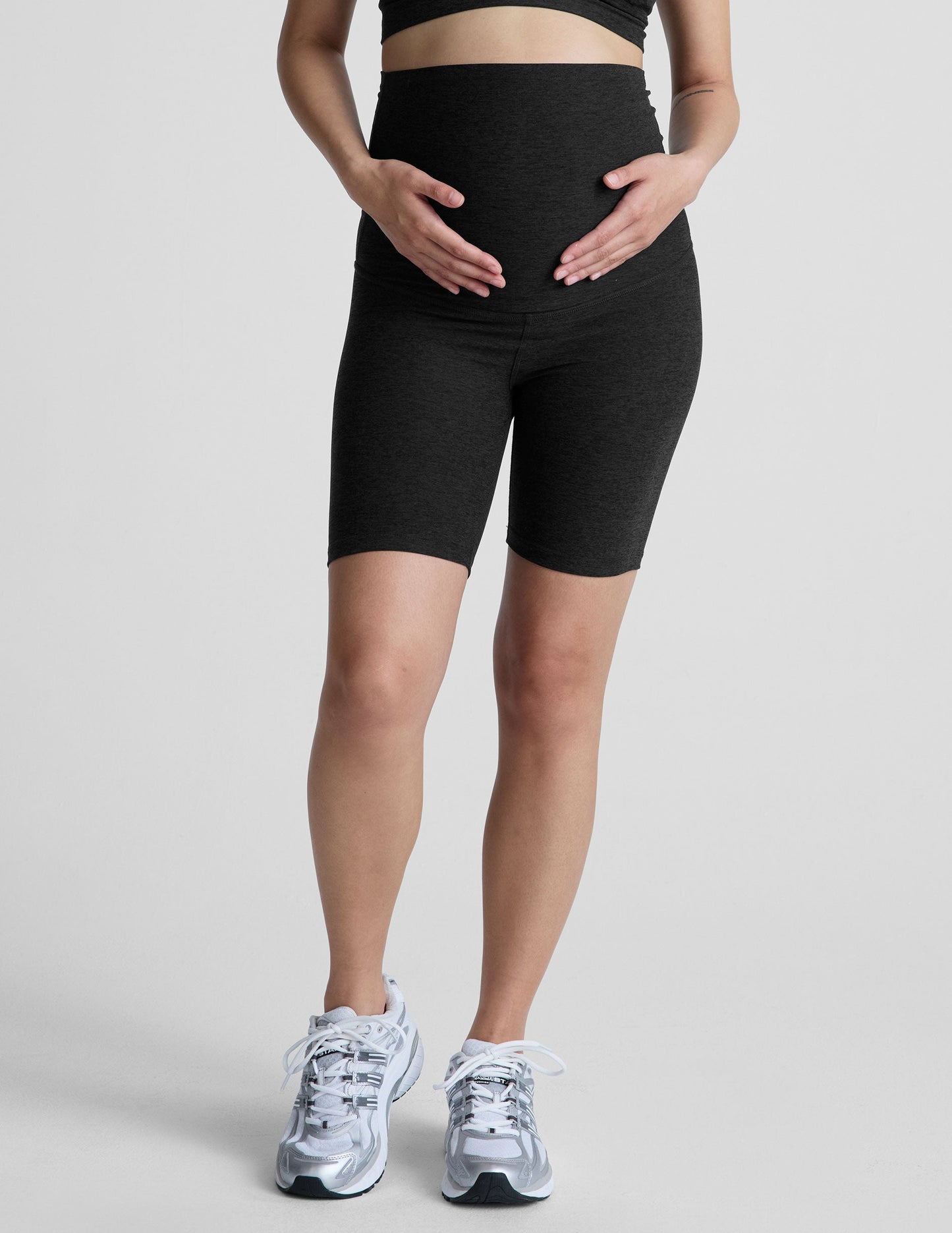 Beyond Yoga Women's Maternity Biker Spacedye Shorts - Darkest Night