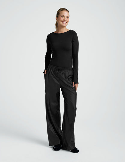 Beyond Yoga Women's Wide Leg Pull On Faux Leather Pant - Black
