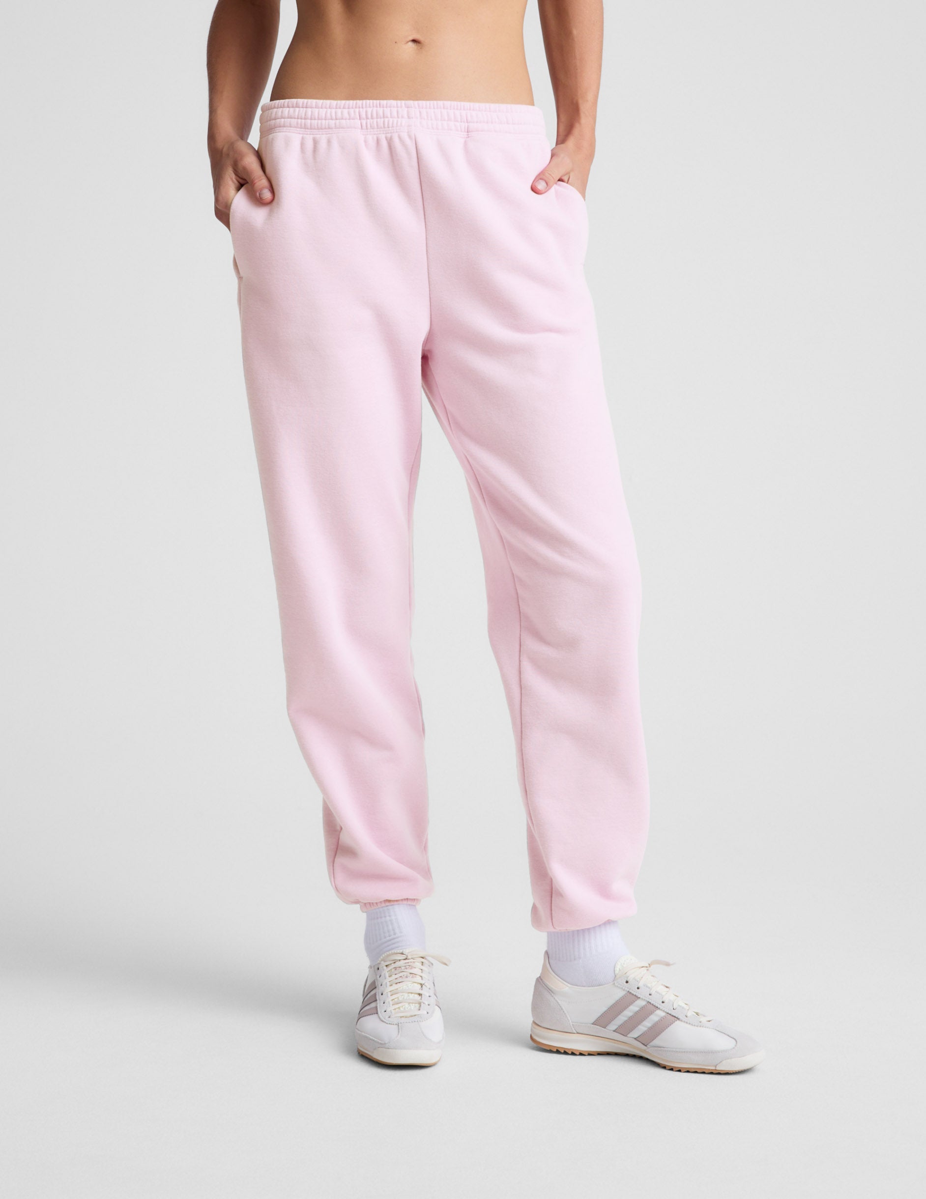 Beyond Yoga Relaxed Fit LuxeFleece Sweatpant - Frosty Pink