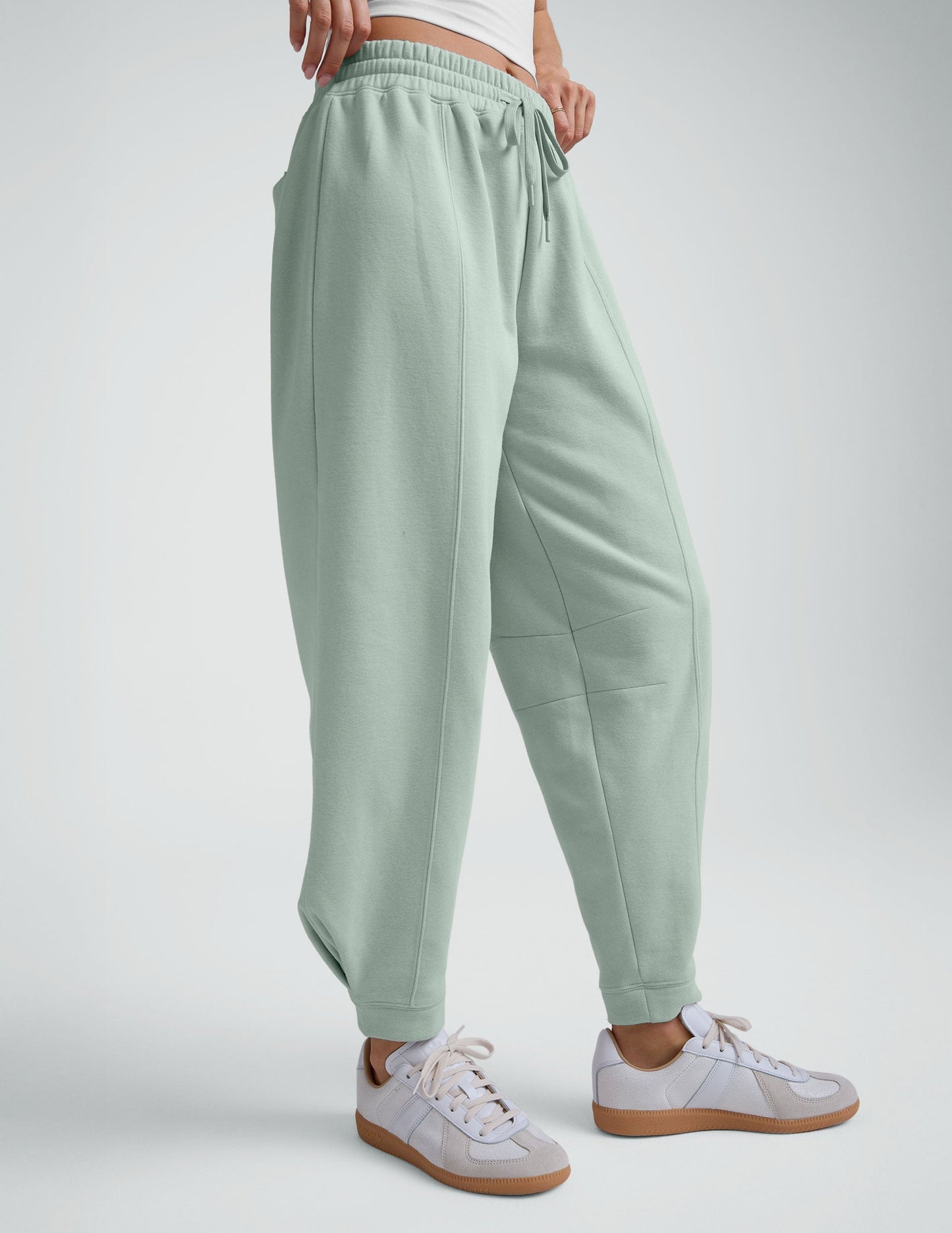 Beyond Yoga Women's Baggy Fleece LuxeFleece Sweatpant - Pale Green