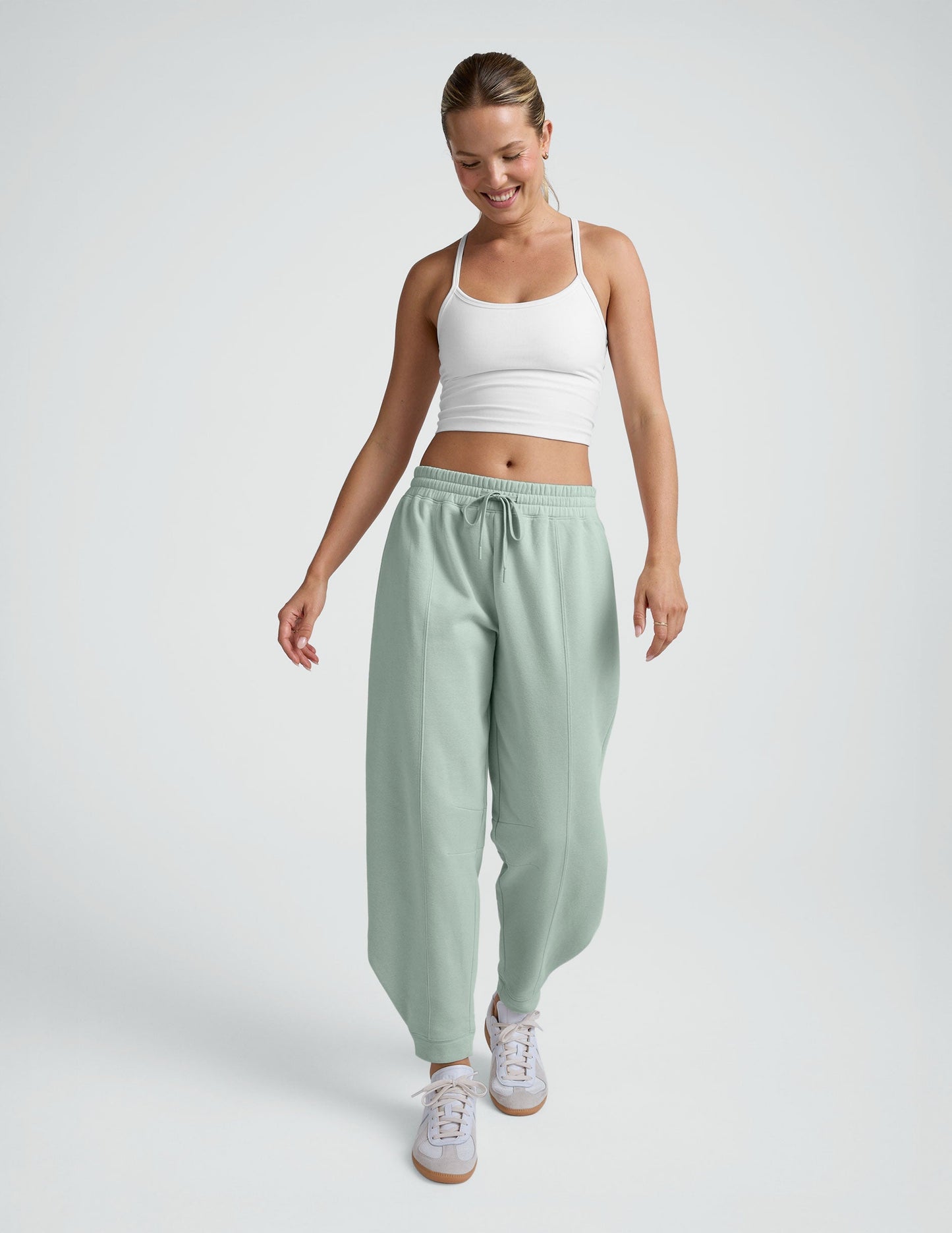 Beyond Yoga Women's Baggy Fleece LuxeFleece Sweatpant - Pale Green