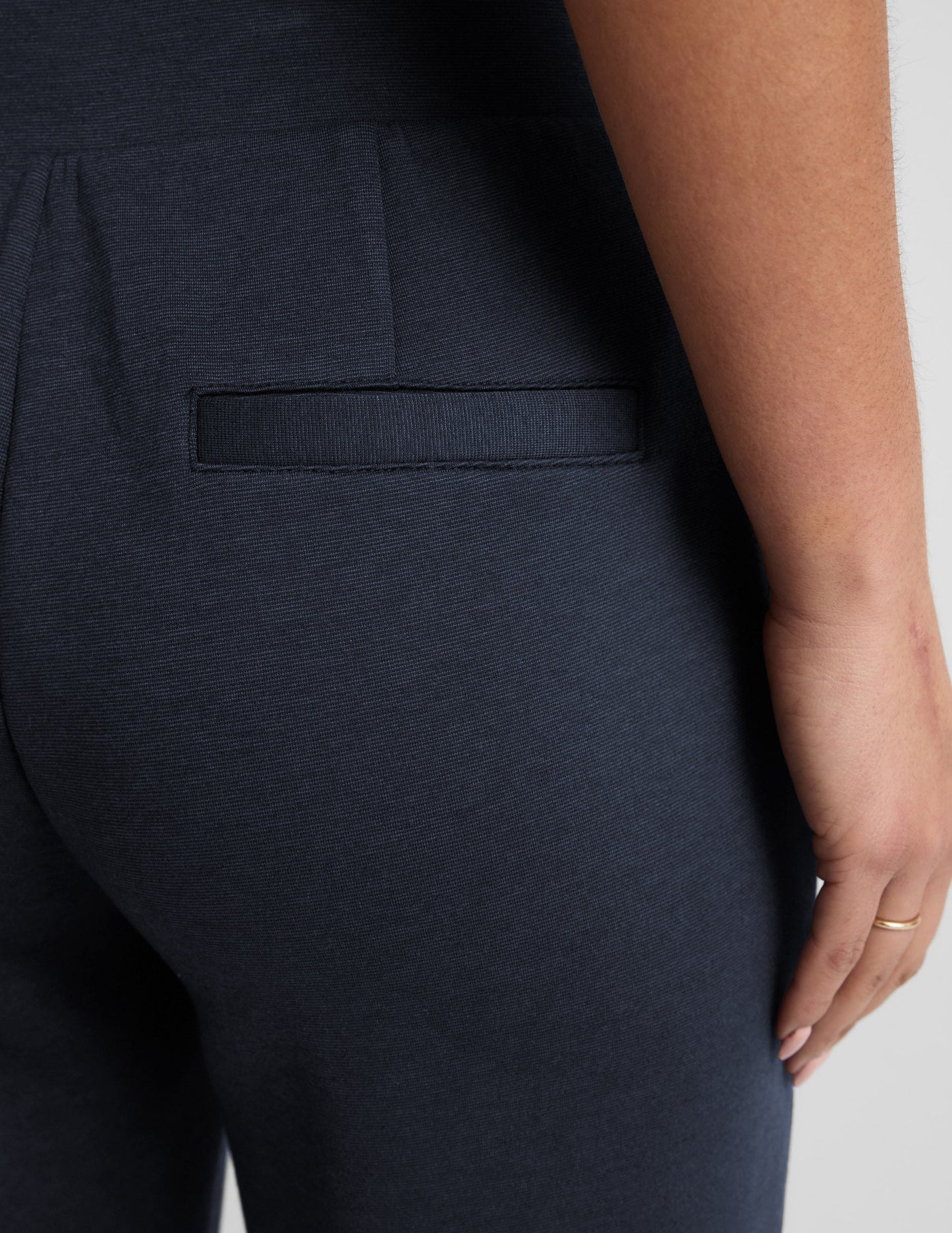 Beyond Yoga Women's Tapered SoftSpring Pants - Nocturnal Navy