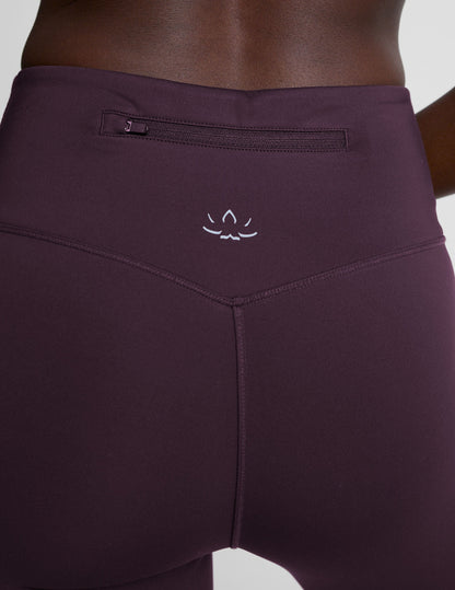 Beyond Yoga Women's Boot Cut Pacer Fleece Pants - Eggplant Purple