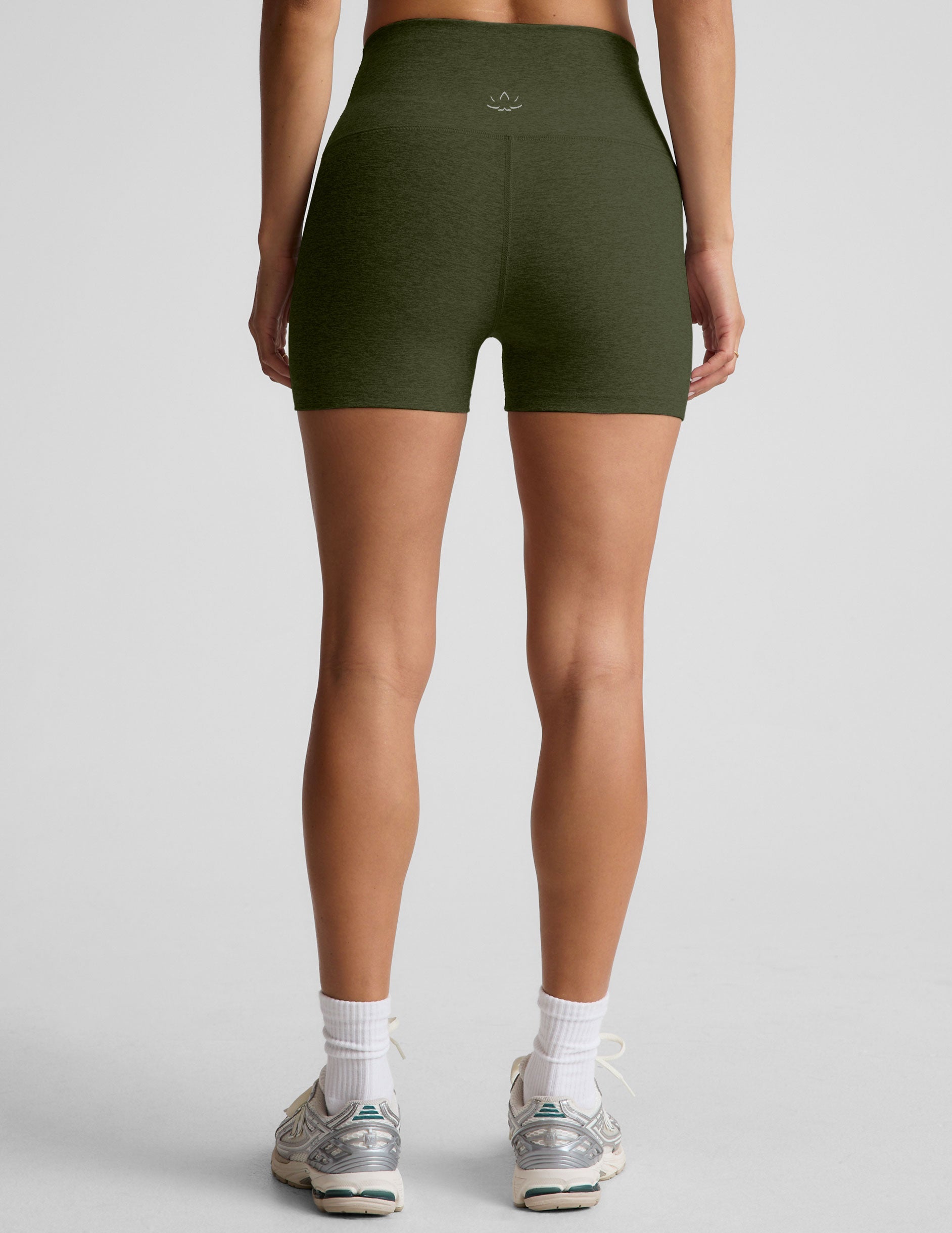 Beyond Yoga Women's High Waisted Spacedye Active Shorts - Army Green Heather