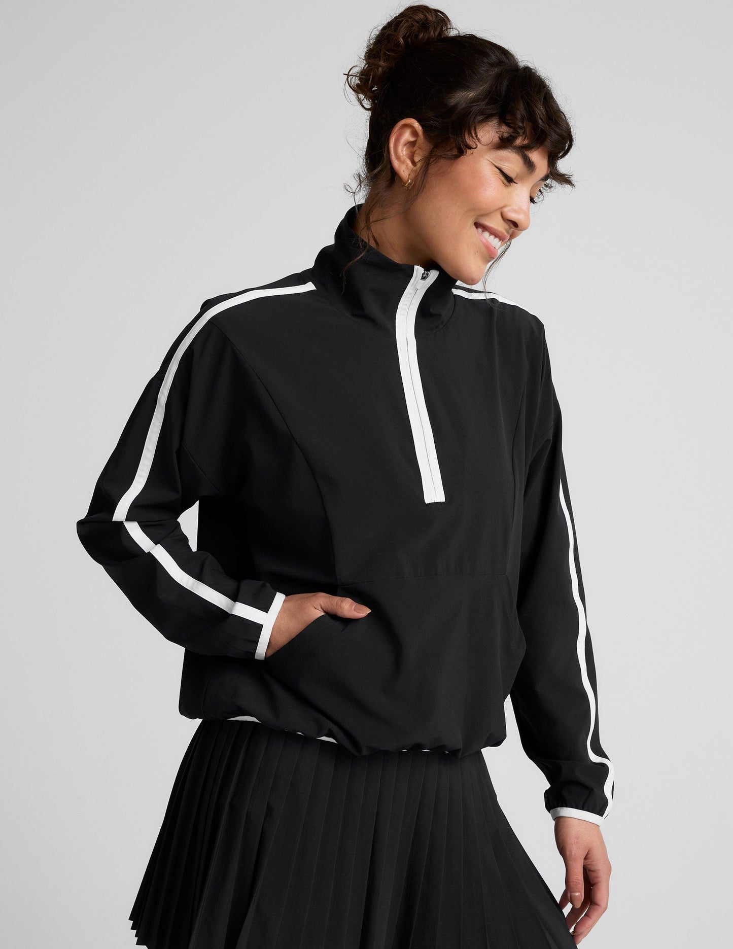 Beyond Yoga Stretch Woven Course Contrast Half Zip Pullover