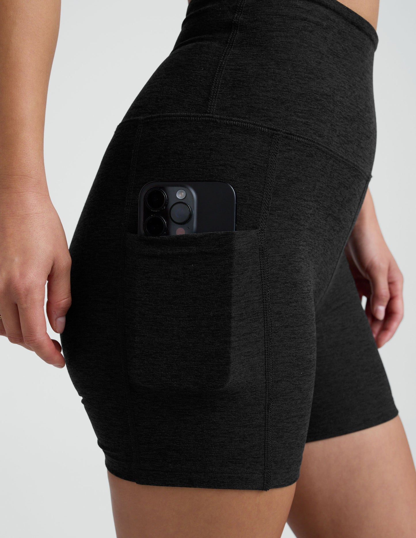 Beyond Yoga High Waisted Biker Spacedye Pocket Shorts - Darkest Night