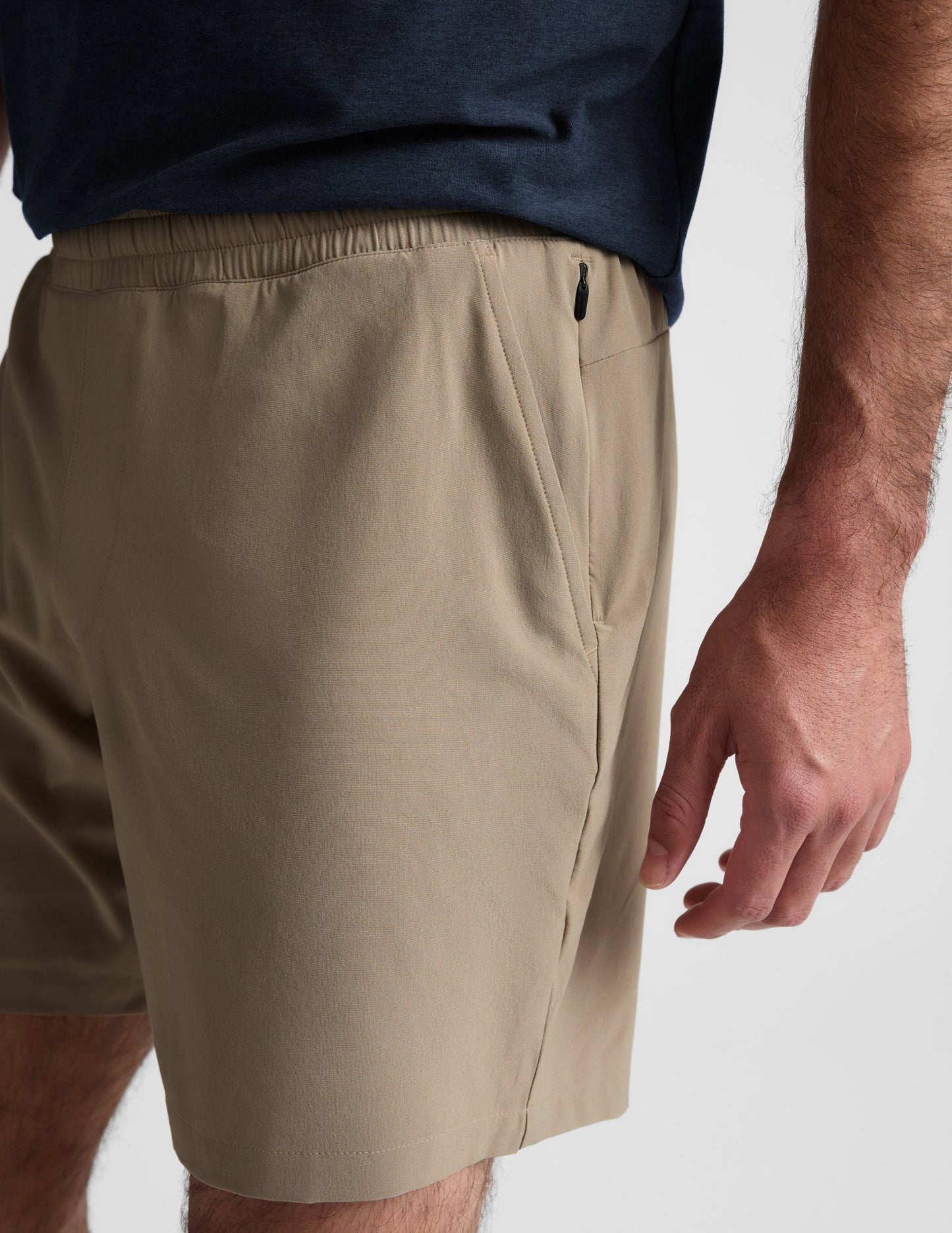 Beyond Yoga Men's 7" Lined Running Pivotal 2.0 Shorts - Mushroom