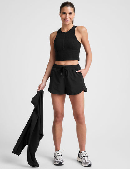 Beyond Yoga Mid Rise 2.5-Inch The Course Shorts - True Black
– Beyond Yoga