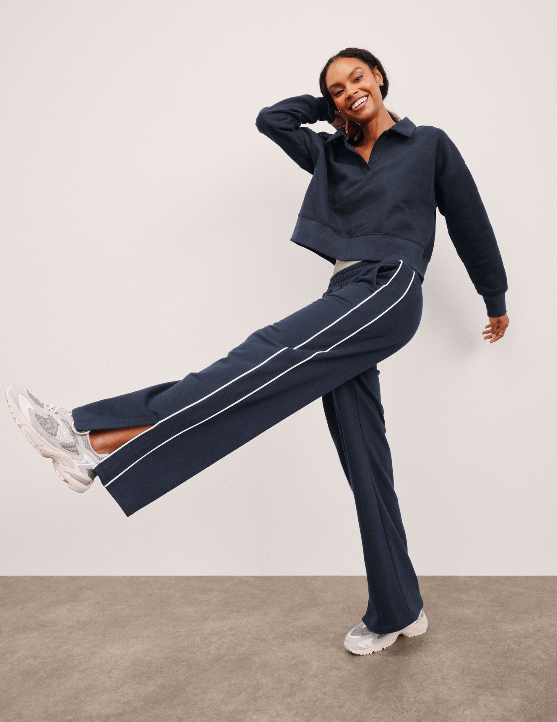 Beyond Yoga Relaxed Wide Leg LuxeFleece Pants - Nocturnal Navy