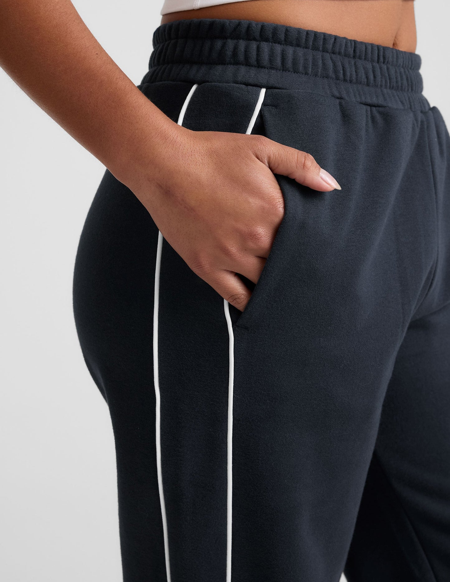 Beyond Yoga Relaxed Wide Leg LuxeFleece Pants - Nocturnal Navy