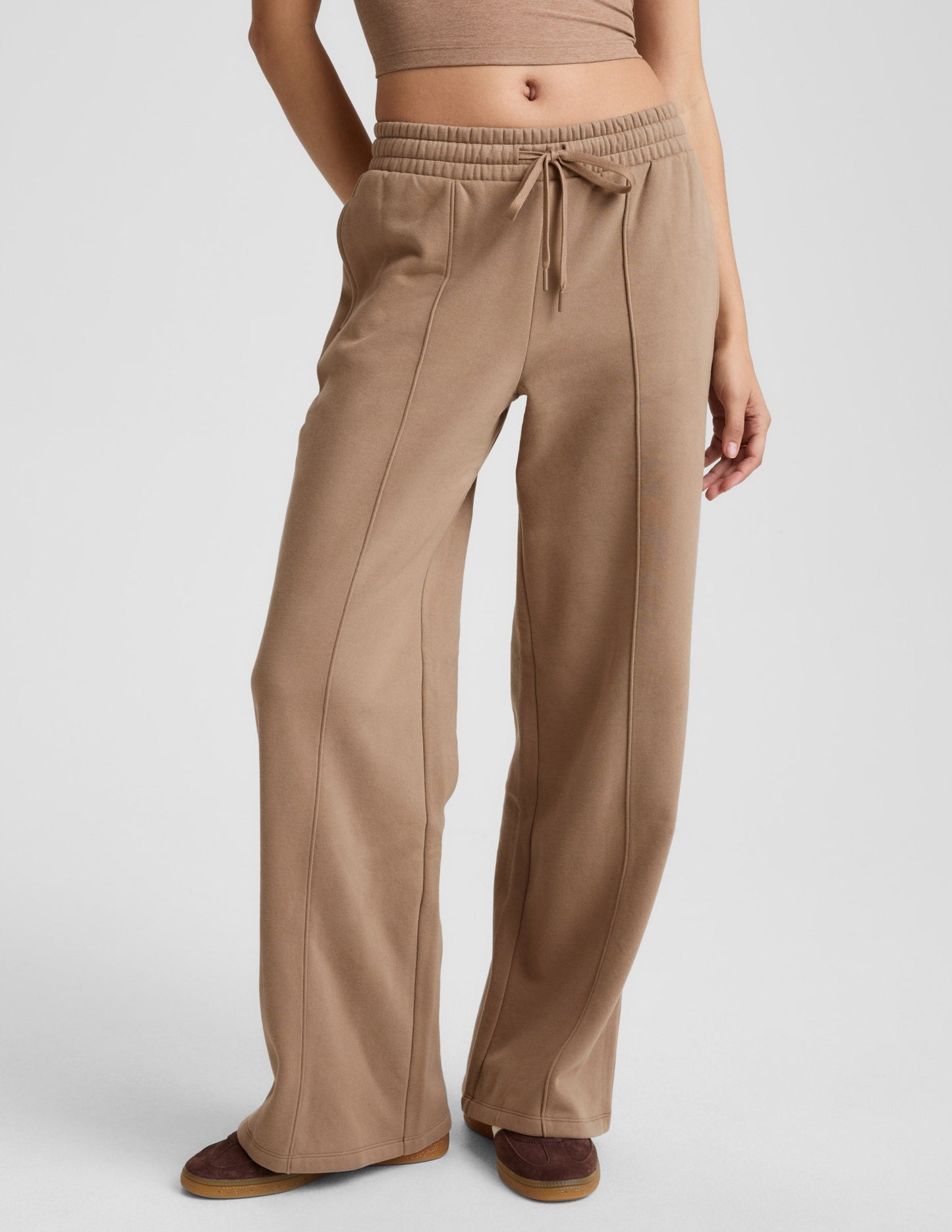 Beyond Yoga Wide Leg LuxeFleece Pintuck Pants - Desert Sand