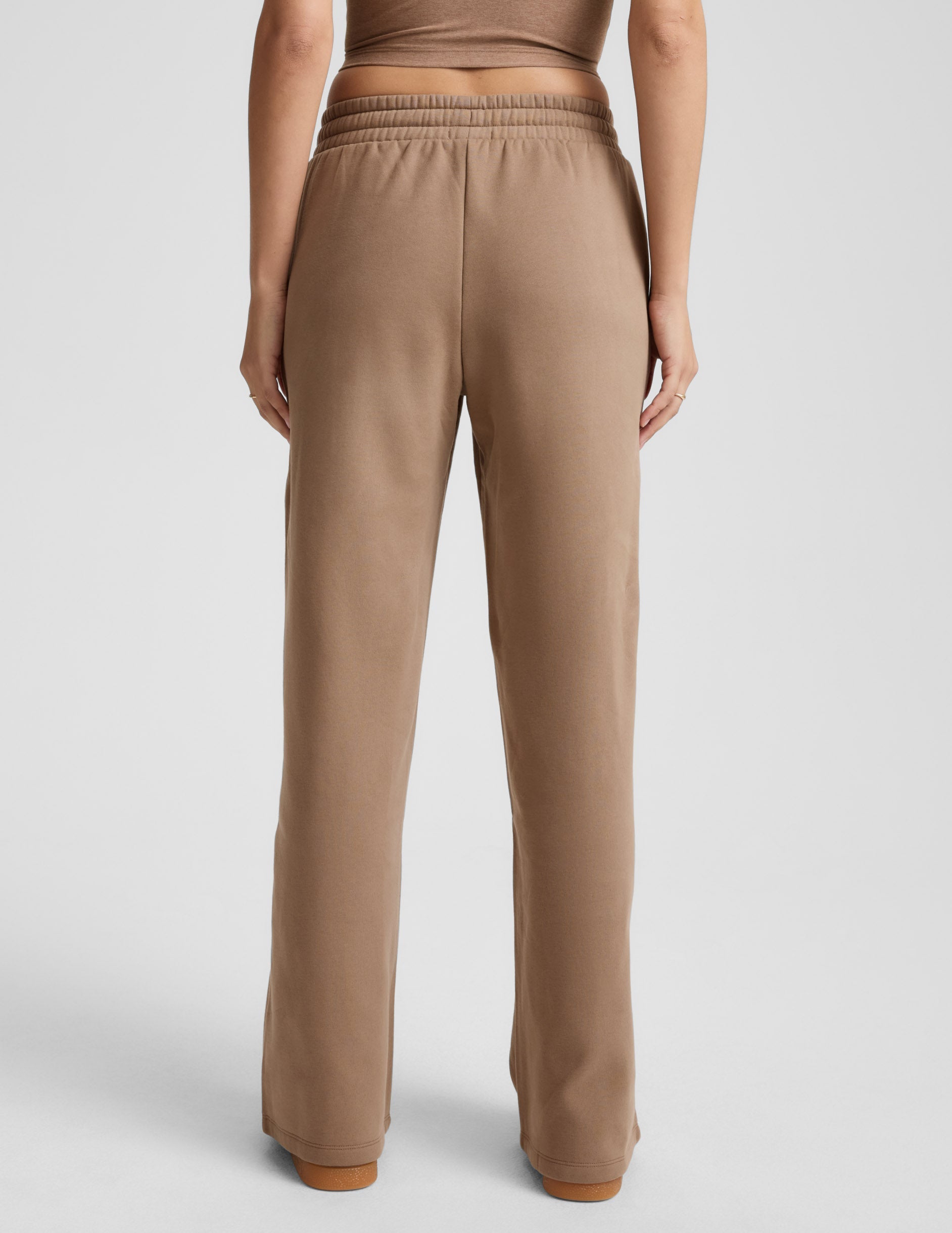 Beyond Yoga Wide Leg LuxeFleece Pintuck Pants - Desert Sand