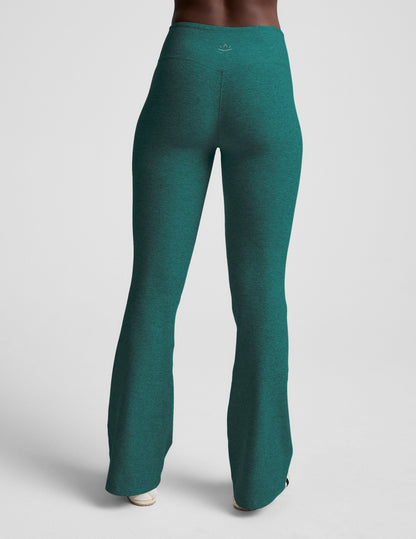 Beyond Yoga Mid-Rise Bootcut Spacedye Pants - Teal Sea Heather