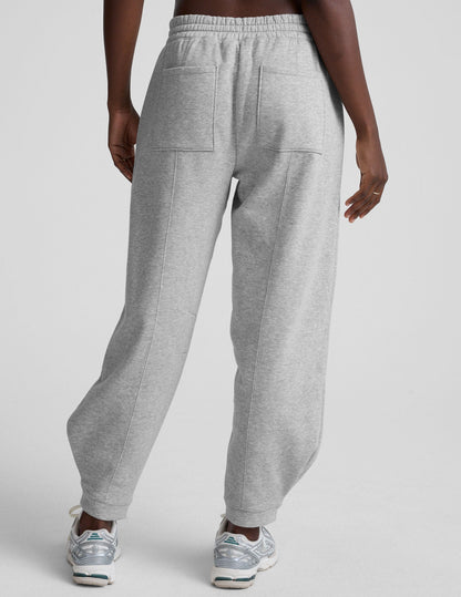 Beyond Yoga Women's Baggy Fleece LuxeFleece Barrel Sweatpant - Gray