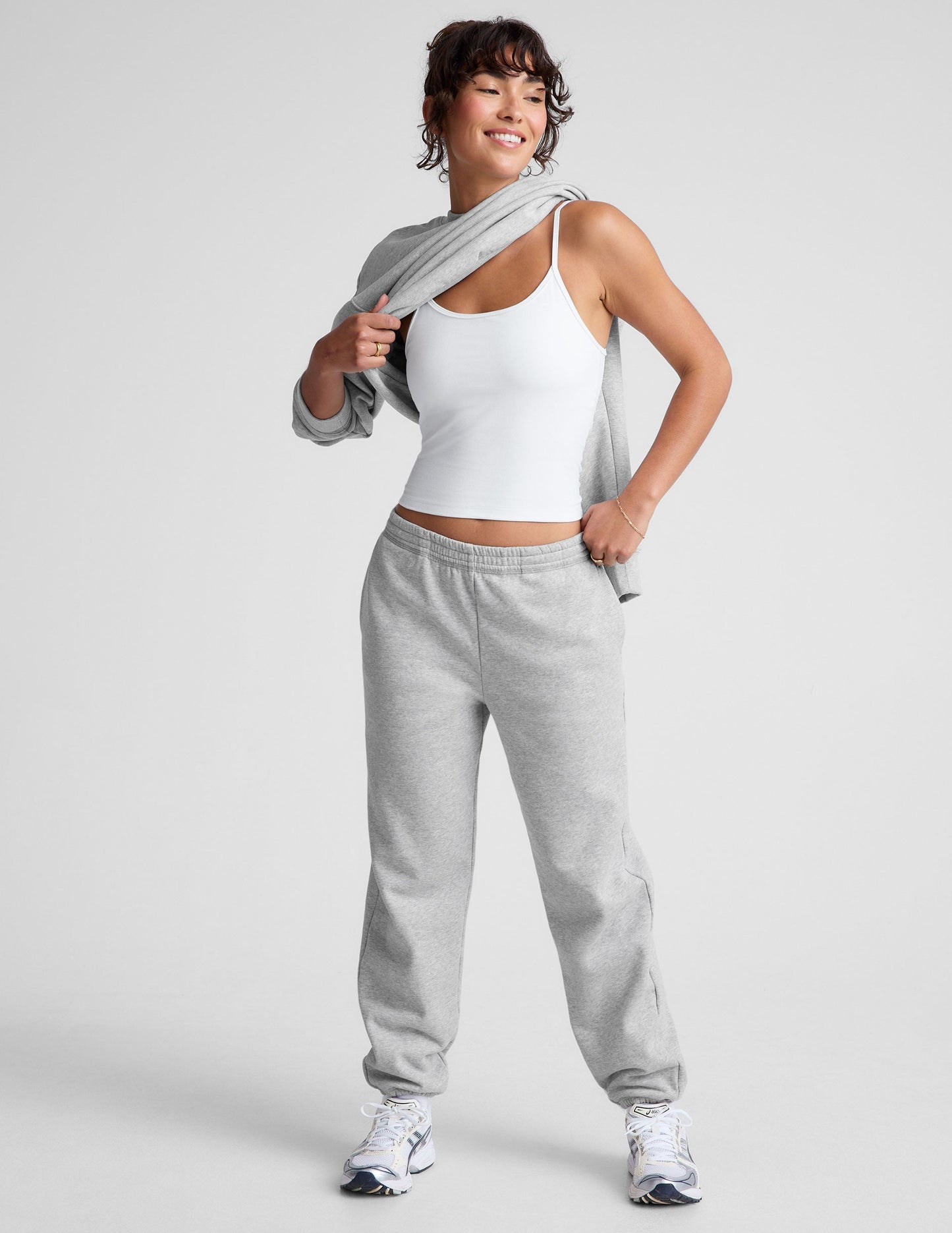 Beyond Yoga Women's Relaxed LuxeFleece Sweatpant - Light Heather Gray