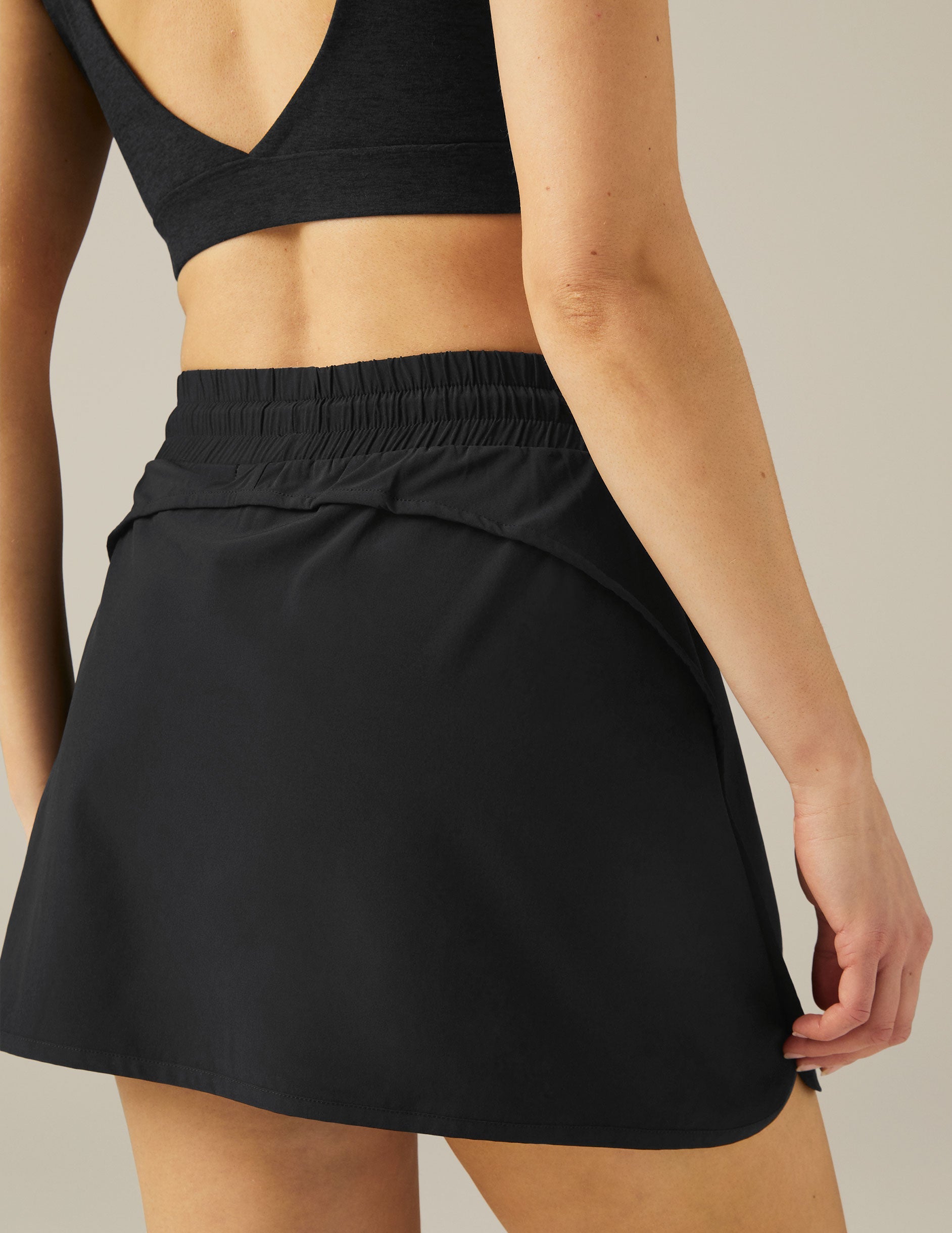 Beyond Yoga Mini Tennis Stretch Woven Lined Skirt - Black