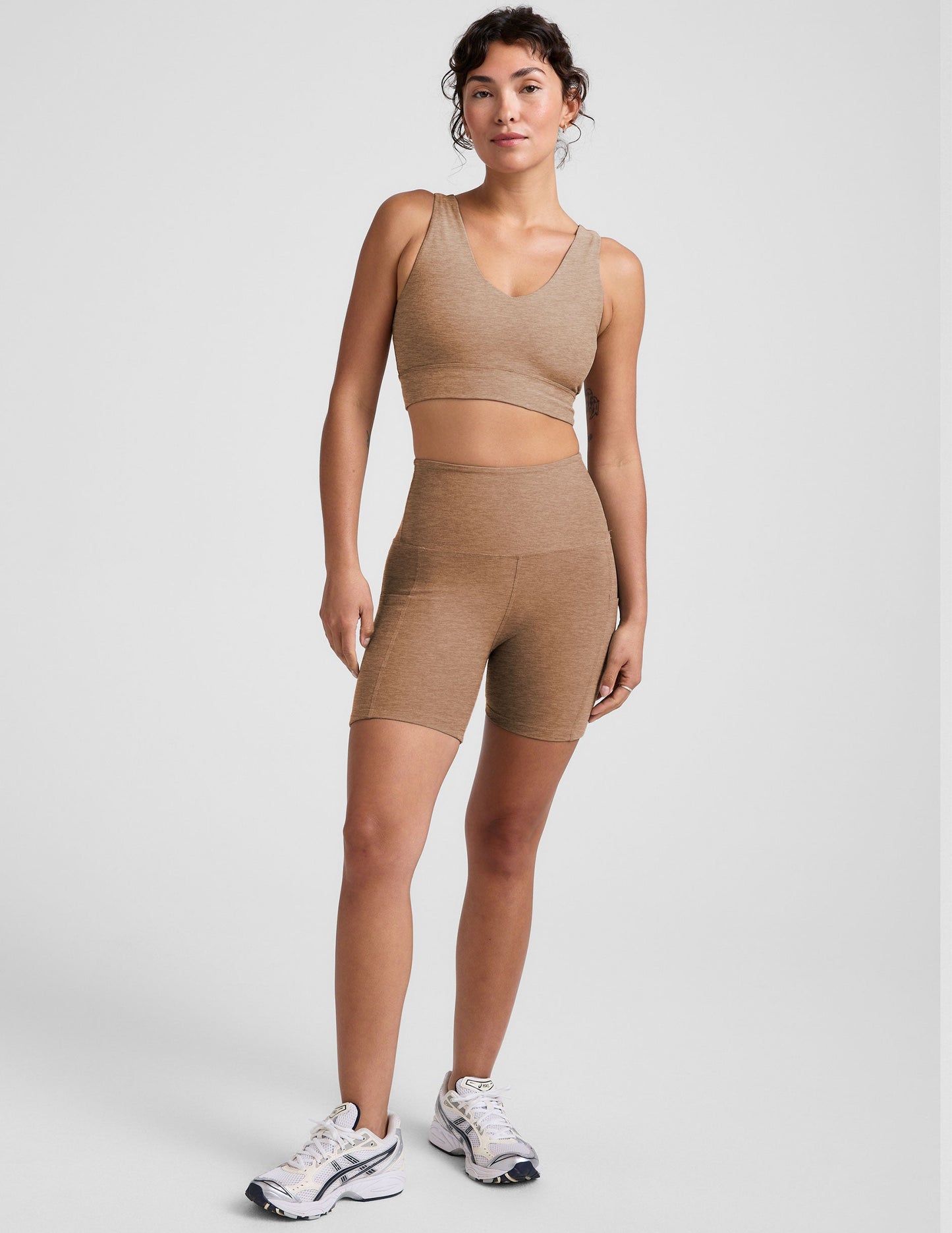 Beyond Yoga High Waisted 5" Spacedye Biker Shorts - Desert Sand