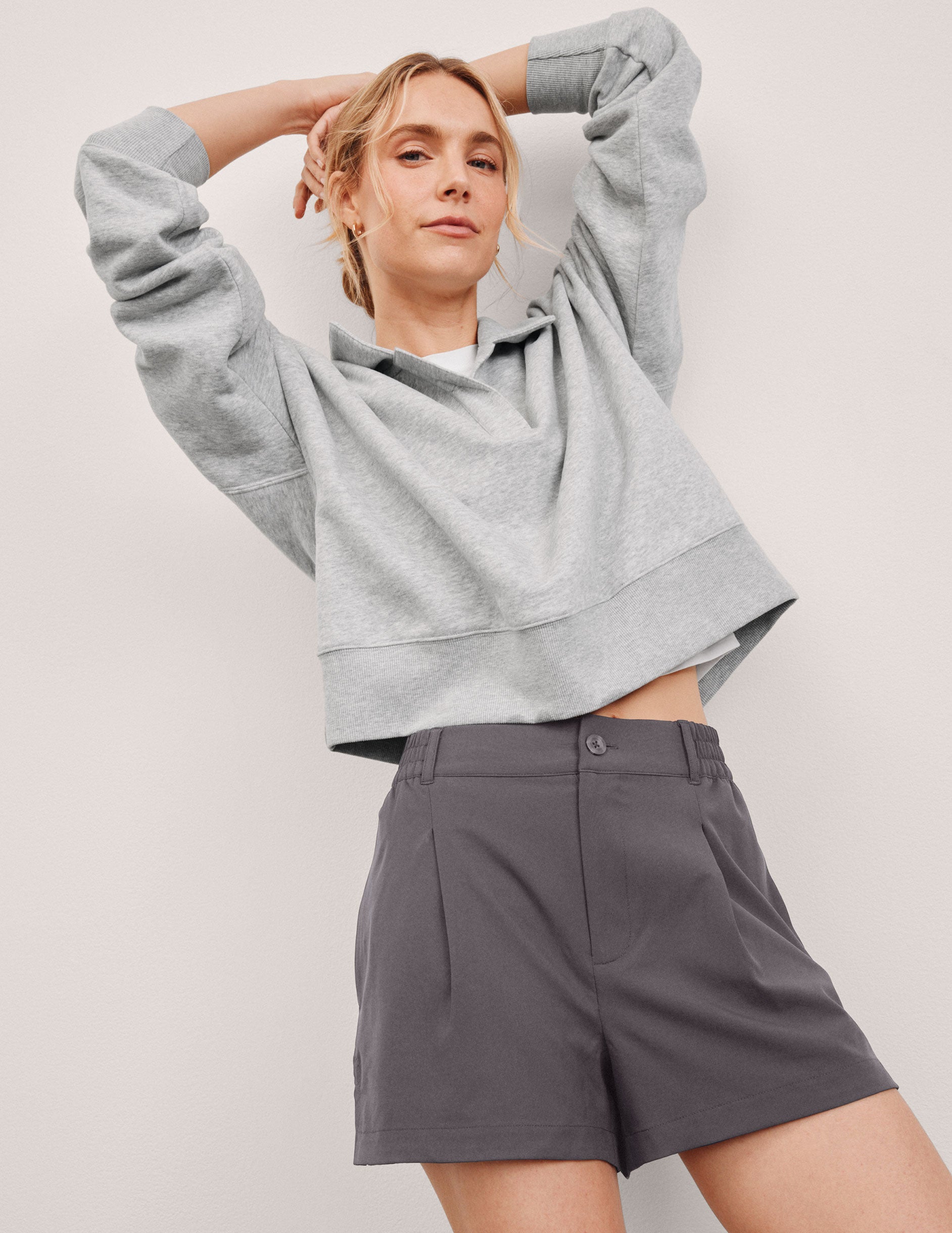 Beyond Yoga Mid-Rise Pleated "Status" Shorts - Soft Umber