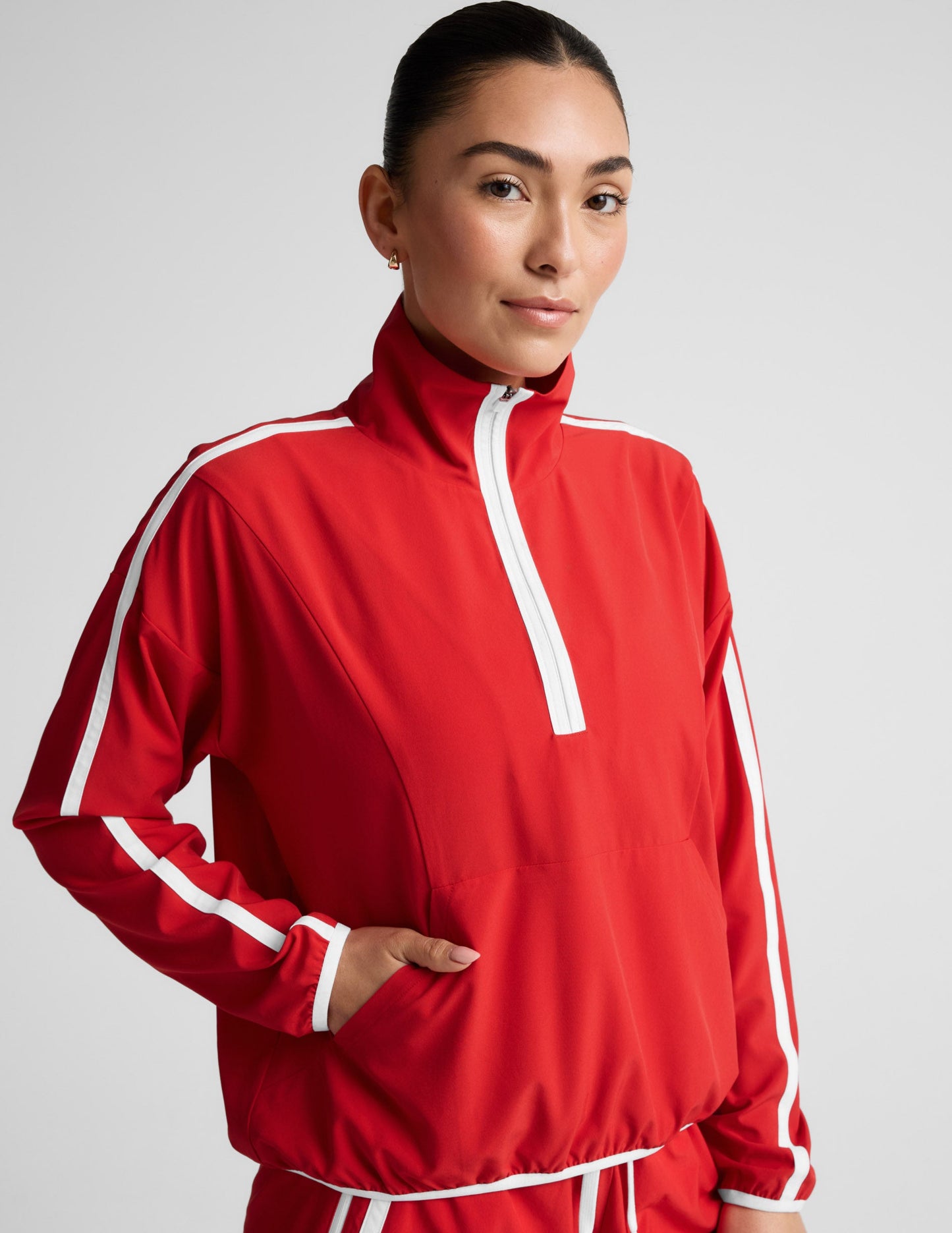 Beyond Yoga Stretch Woven Course Contrast Half Zip Pullover