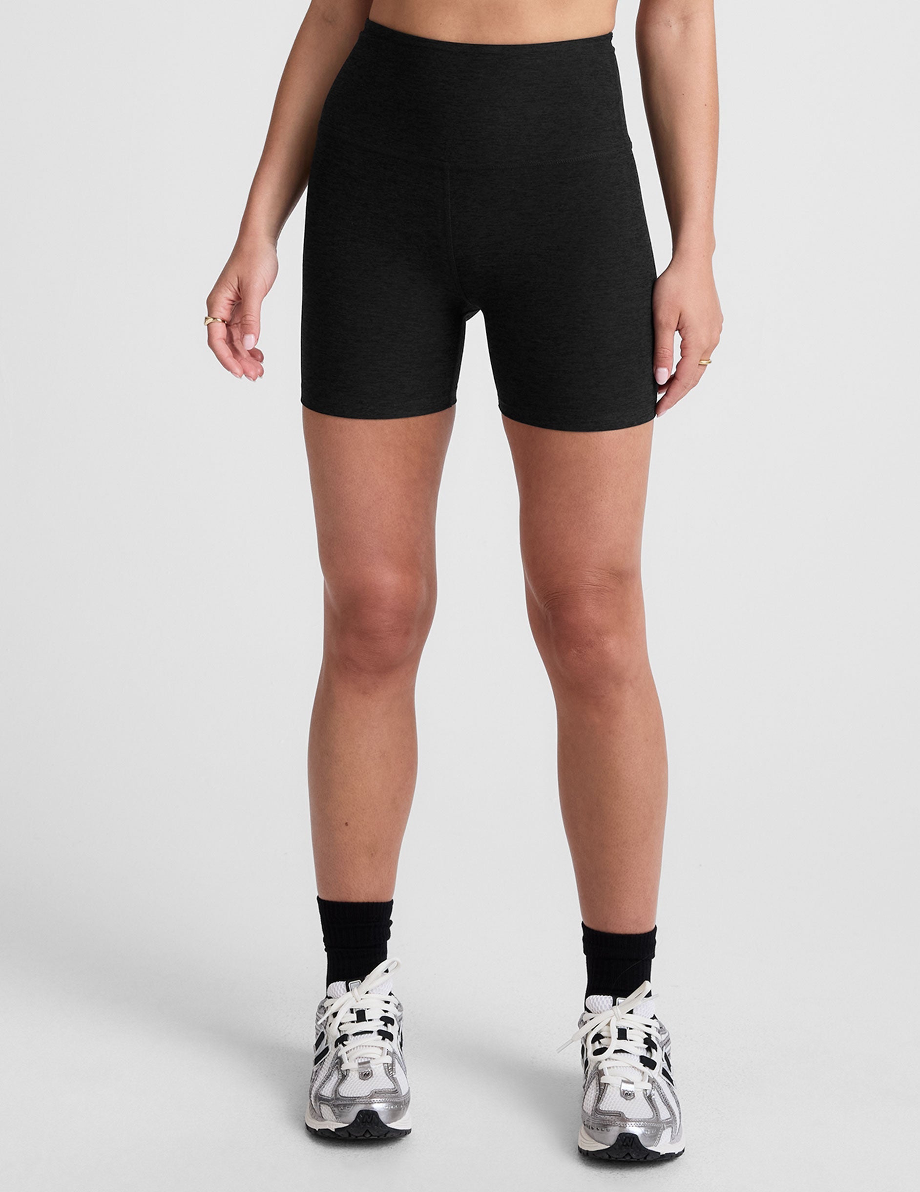 Beyond Yoga Women's Biker Spacedye Shorts - Darkest Night