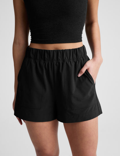 Beyond Yoga Mid Rise Casual Elastic Waist Shorts - True Black