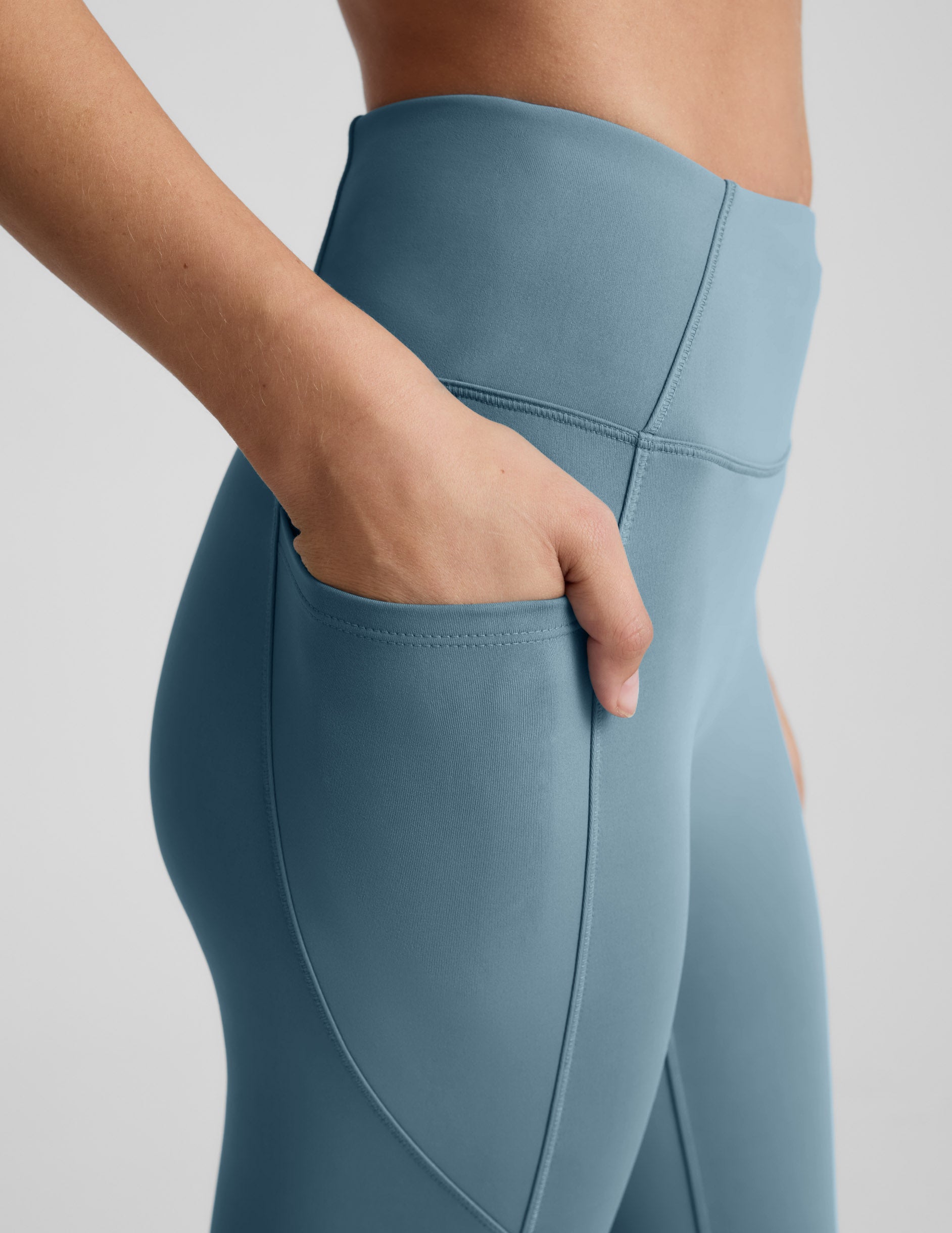 Beyond Yoga Pacer Fleece-Backed Zip Pocket Full Length Legging