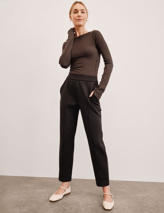 Beyond Yoga Women's Tapered Ankle In The Flow Pants - Dark Chocolate
