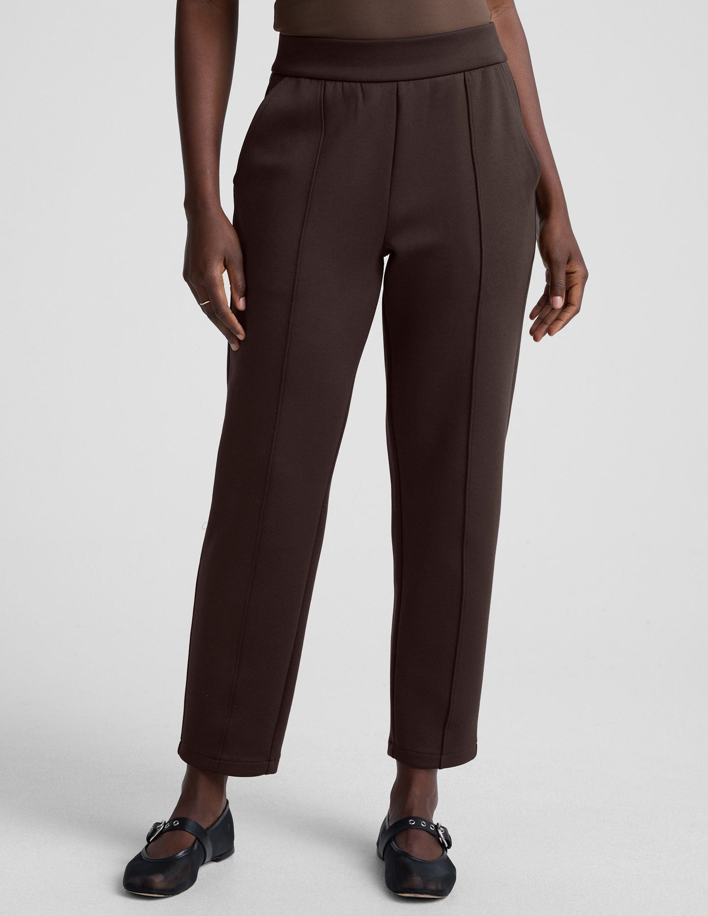 Beyond Yoga Women's Tapered Ankle In The Flow Pants - Dark Chocolate