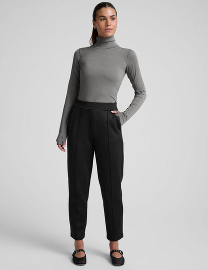 Beyond Yoga Slim Fit Tapered In The Flow Ankle Pant - Black