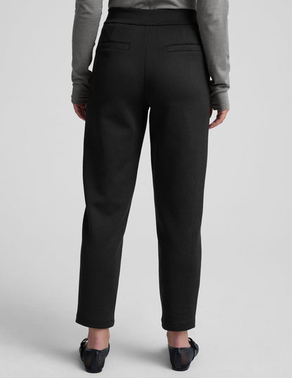 Beyond Yoga Slim Fit Tapered In The Flow Ankle Pant - Black