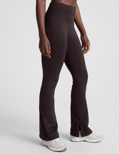 Beyond Yoga Women's High Waisted Bootcut Fleece Pants - Dark Chocolate