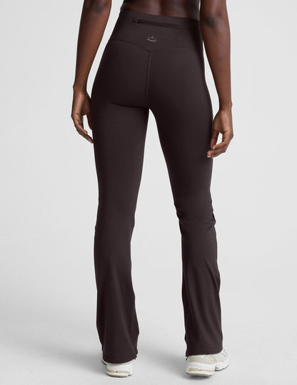 Beyond Yoga Women's High Waisted Bootcut Fleece Pants - Dark Chocolate
