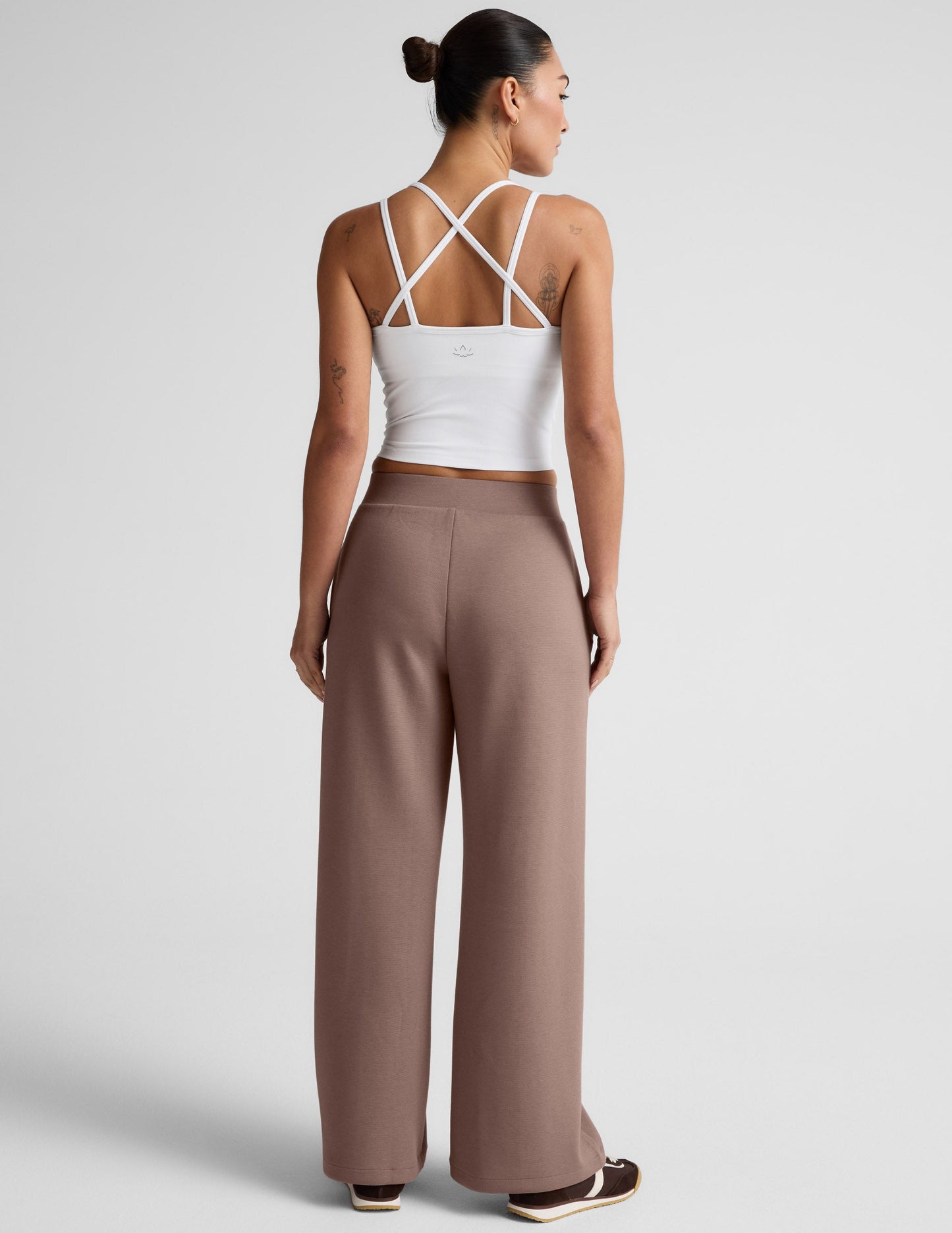 Beyond Yoga Women's Casual Wide Leg SoftSpring Pants - Rosey Taupe