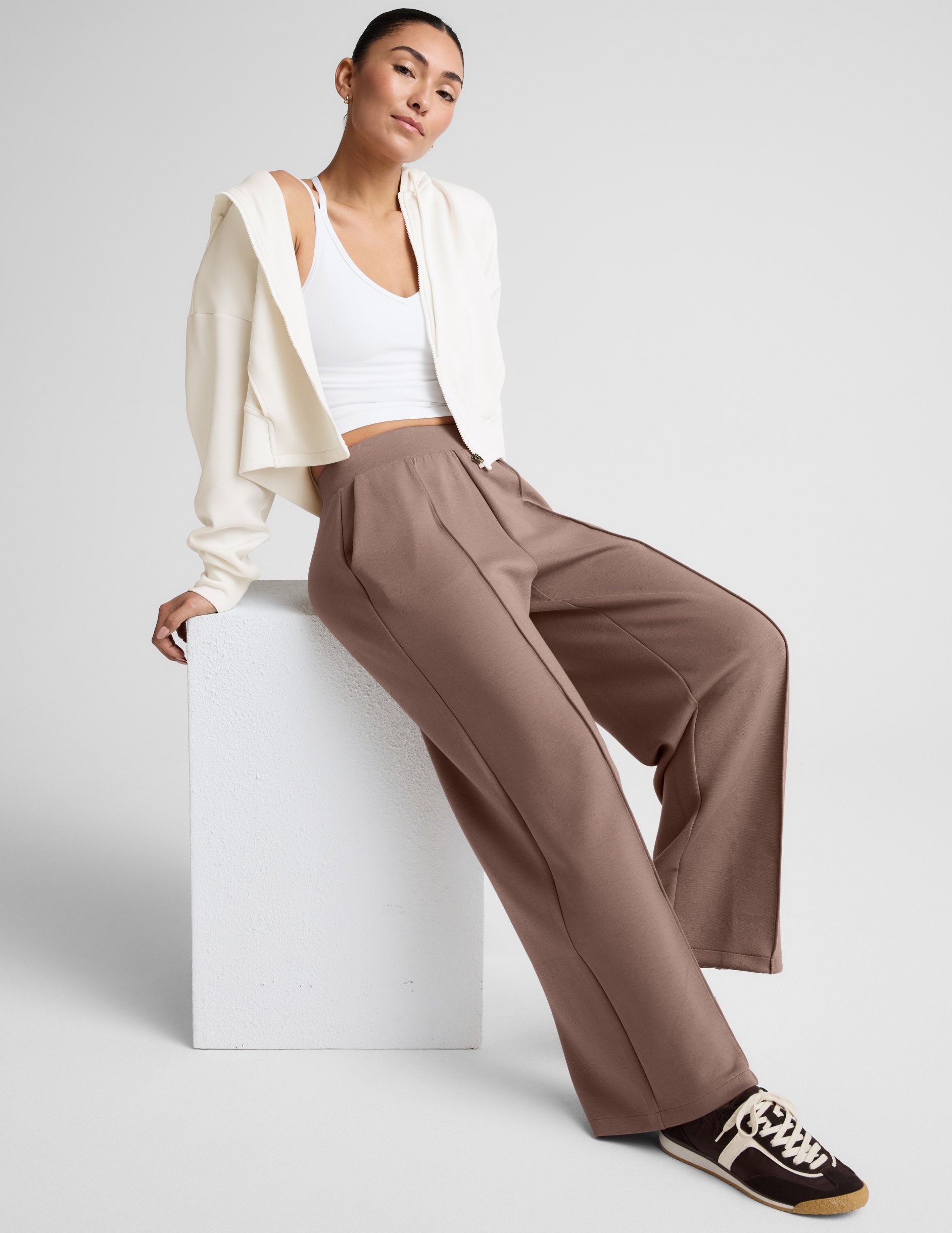Beyond Yoga Women's Casual Wide Leg SoftSpring Pants - Rosey Taupe