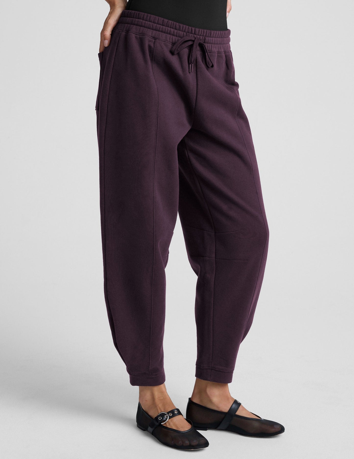 Beyond Yoga LuxeFleece Barrel Fleece Sweatpant - Eggplant Purple